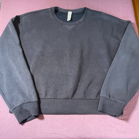 SPANX AirEssentials Crewneck Soft Sweatshirt in black - Size Large - Picture 3 of 11
